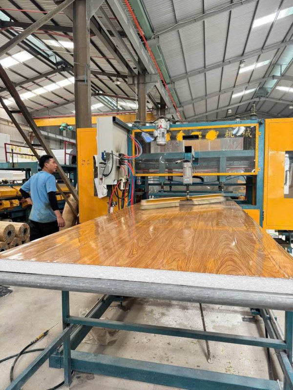 Công Ty TNHH TM SX Cách Nhiệt Tiến Đạt